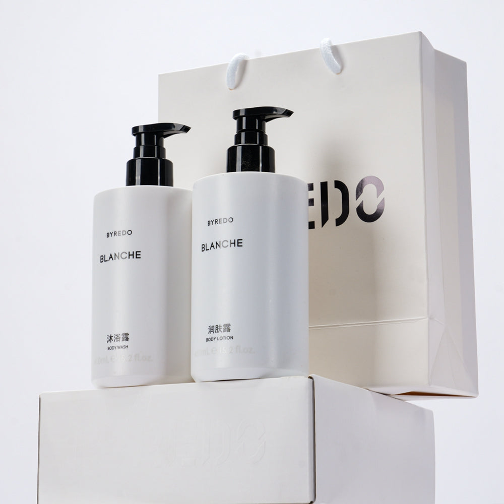 BYREDO BLANCHE Shampoing &amp; Gel douche &amp; Conditionneur &amp; Lotion pour le corps &amp; Liquide de lavage des mains 450 ml